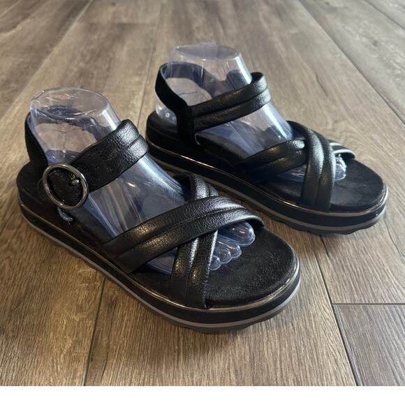 Vionic Shoes - Vionic Womens Pheonix Reyna Black Platforms Sandals Size 8.5‎